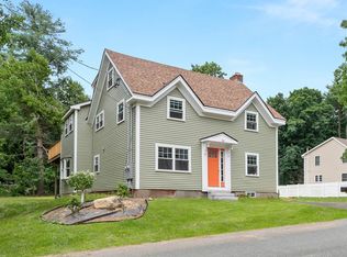 10 Cannon Hill Ave #B, Groveland, MA 01834