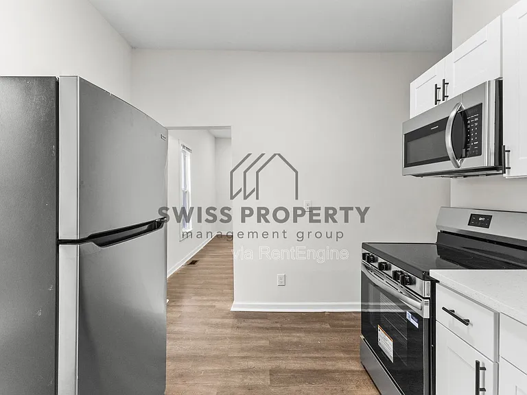 1339 Mooberry St — Photo 18