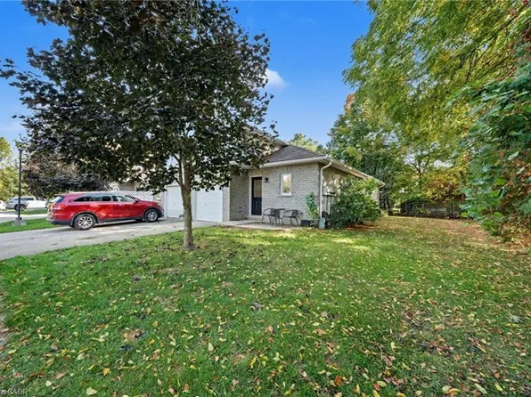 511 Thomas St, Clearview, ON L0M 1S0