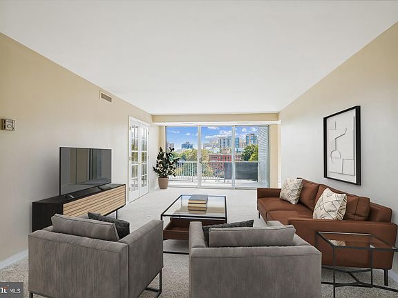 3rd image of 8315 N Brook Ln #2-607