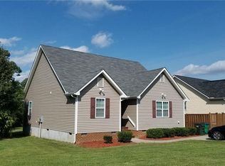 4512 Warwick Rd, Richmond, VA 23234