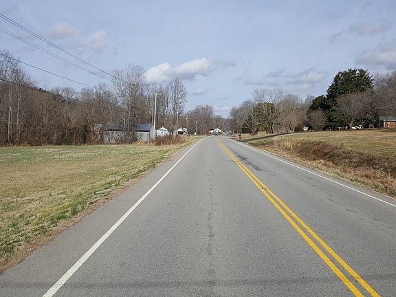 5th image of 1333 Centerville Hwy