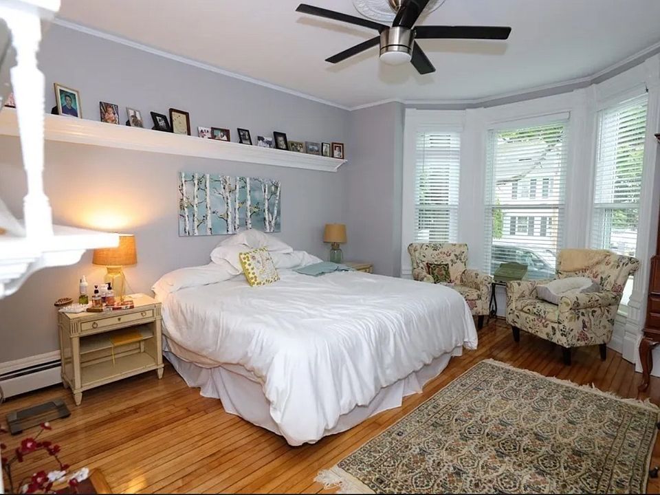 1st image of 24 Park St #1
