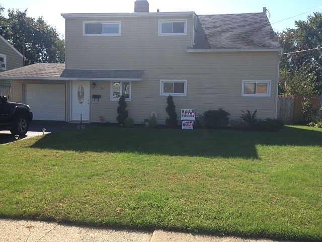 1st image of 28 Squirrel Ln