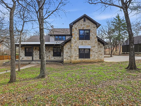 2nd image of 3806 Lakeshore Dr