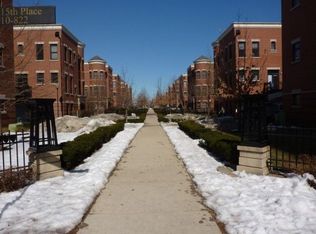 822 W 15th Pl, Chicago, IL
