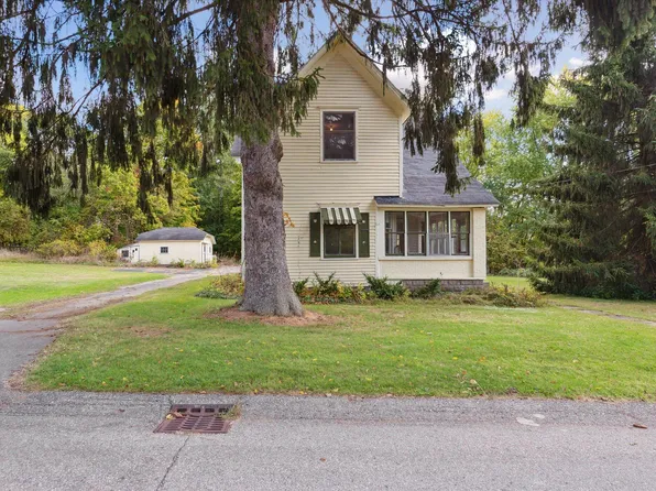 13664 Church St S, Coopersville, MI 49404