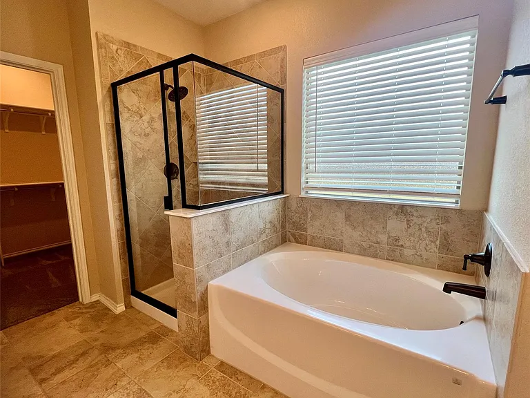 5100 Lazy Court Dr — Photo 11