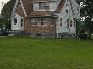 10473 Jolls Rd, Perrysburg, NY 14129