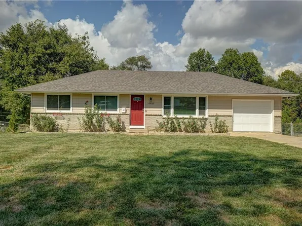 10810 W 50th Ter, Shawnee, KS 66203