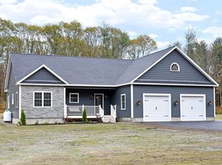 76 New Salem Rd, Petersham, MA 01366