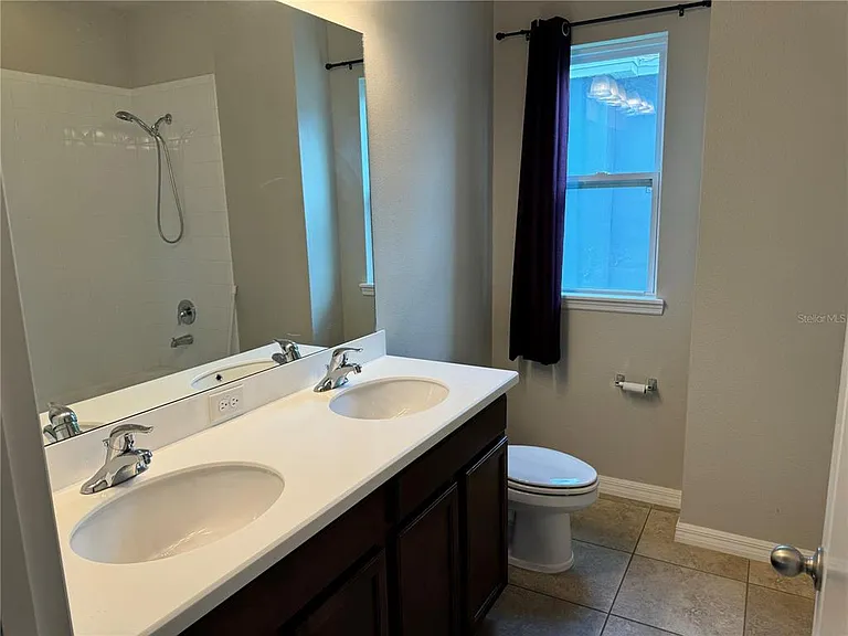5912 Village Center Dr — Photo 35