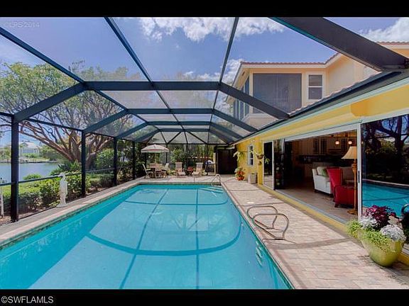 5th image of 821 Sand Dollar Dr
