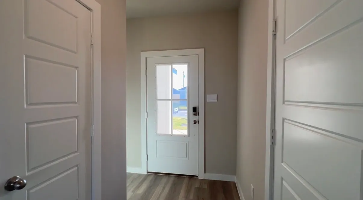 2 bed, 1082 sqft, $2,600 — Photo 3