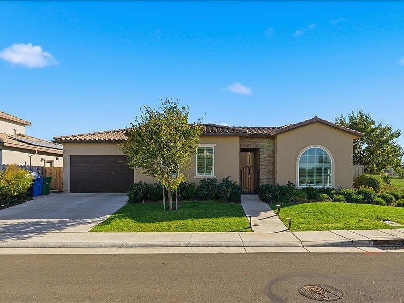 1st image of 8132 Seahorse Way
