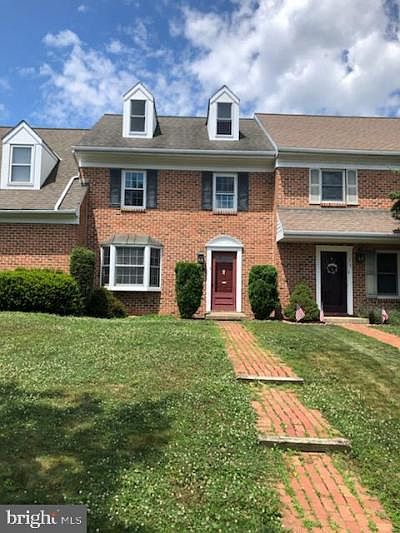 2nd image of 219 Huntington Dr