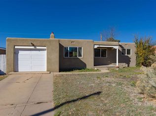 118 Camino De Las Crucitas, Santa Fe, NM 87501