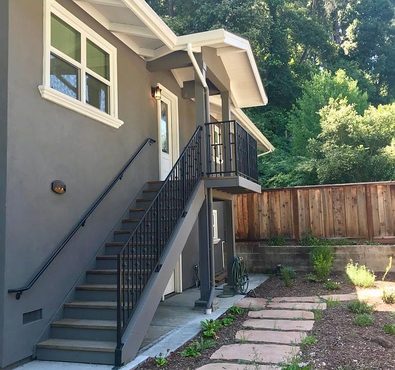 1st image of 362 Redwood Dr