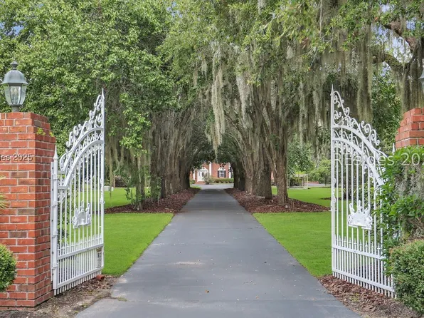 6677 Purrysburg Rd, Hardeeville, SC 29927