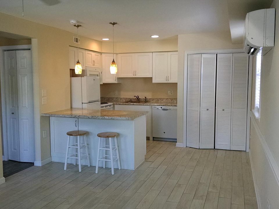 Living and kitchen area.