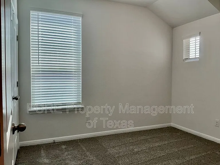 2208 Cornfield Dr #B — Photo 13