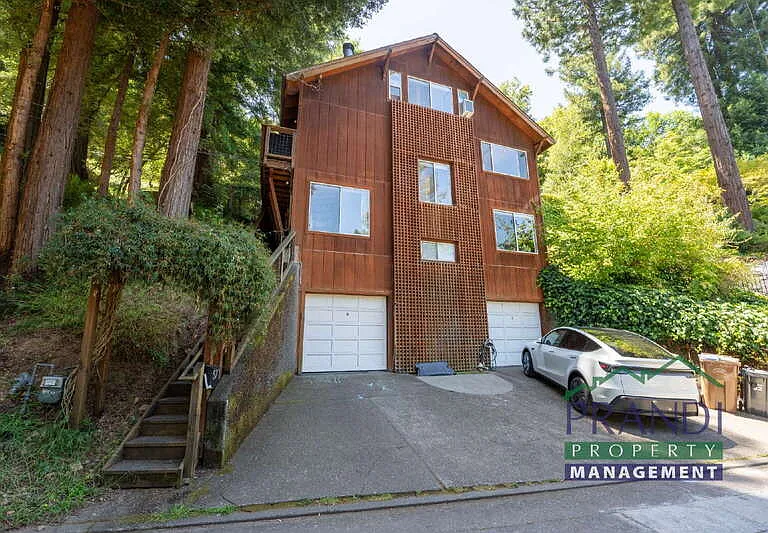 57 Fremont Rd — Photo 3