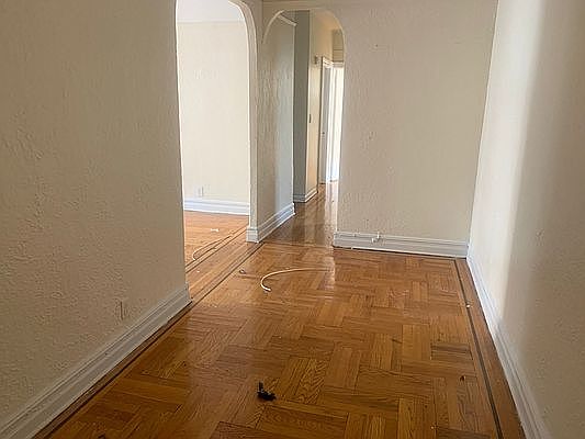 2nd image of 1776 E 13th St #L