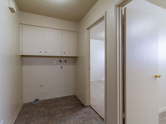 5th image of 1004 NE 86th St