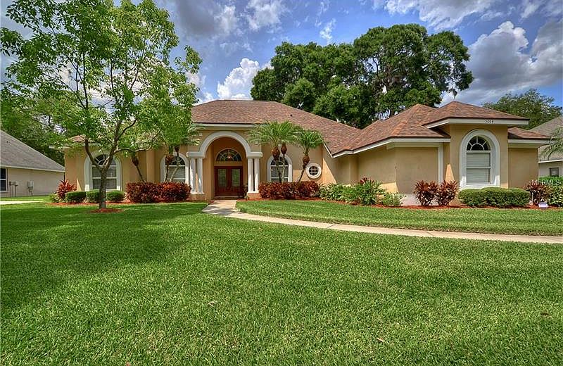 1st image of 5004 Sylvan Oaks Dr