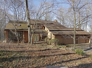 14792 Trillium Dr, Augusta, MI 49012