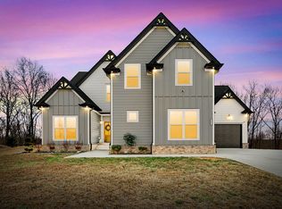 2862 Benton Ridge Rd, Palmyra, TN 37142