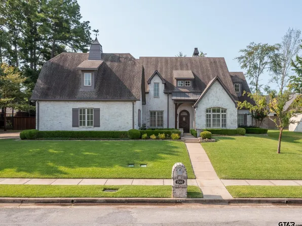1560 Holly Star Dr, Tyler, TX 75703