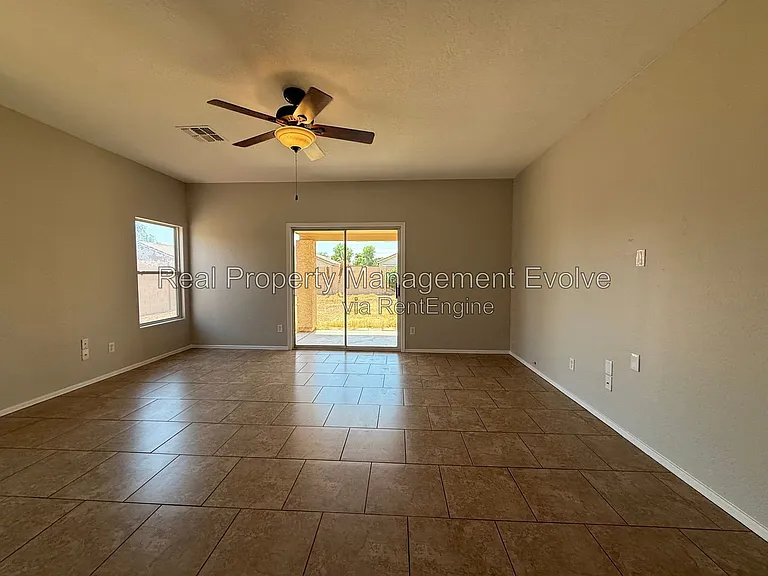15361 W Port Au Prince Ln — Photo 3