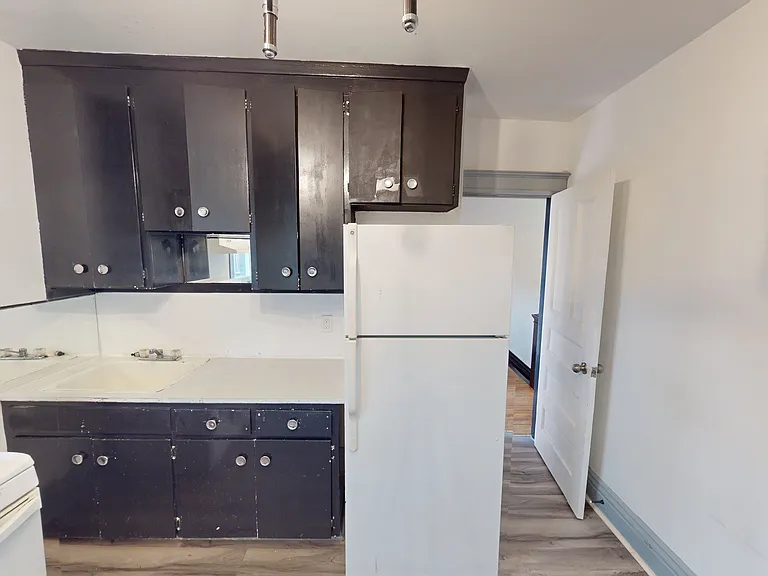53 Hepbourne St #2 — Photo 5