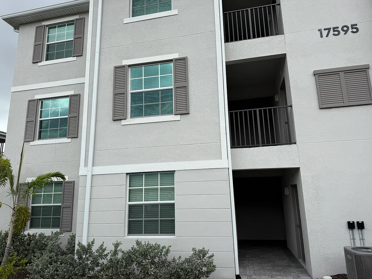 Photo 1 of 52 - 17595 Opal Sand Dr #201 - Venice, FL Primary Photo - 17595 Opal Sand Dr #201