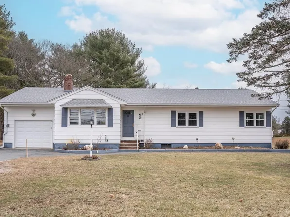 42 Bayview Ave, Berkley, MA 02779