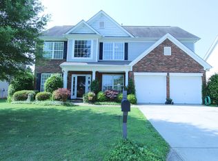 102 Morning Ivy Rd, Greenville, SC 29607