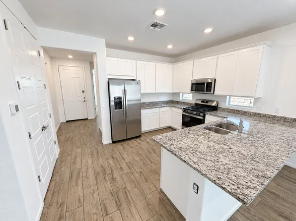13033 E Cembeline Ln, Tucson, AZ 85747