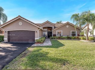 881 SW 126th Way, Davie, FL 33325