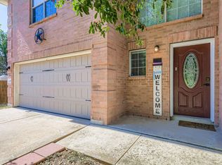 411 Meadow Park Dr, Georgetown, TX 78626