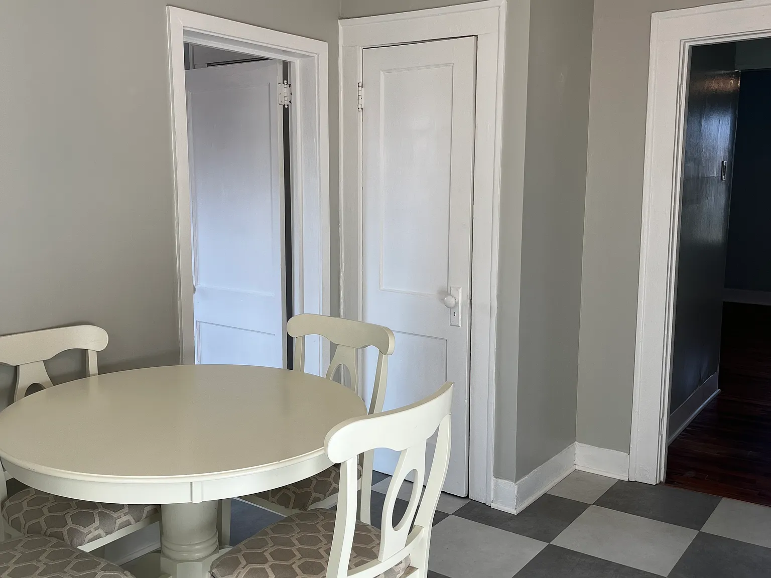 2 bed, $1,250 — Photo 3