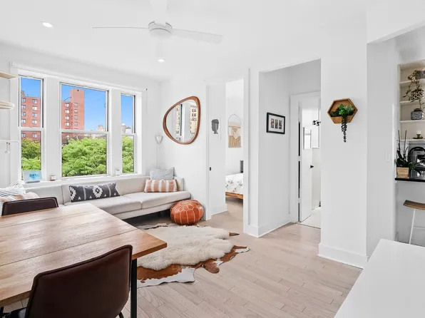 334 W 22nd St APT 25, New York, NY 10011