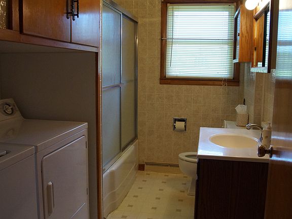 5th image of 1020 N Bequette St
