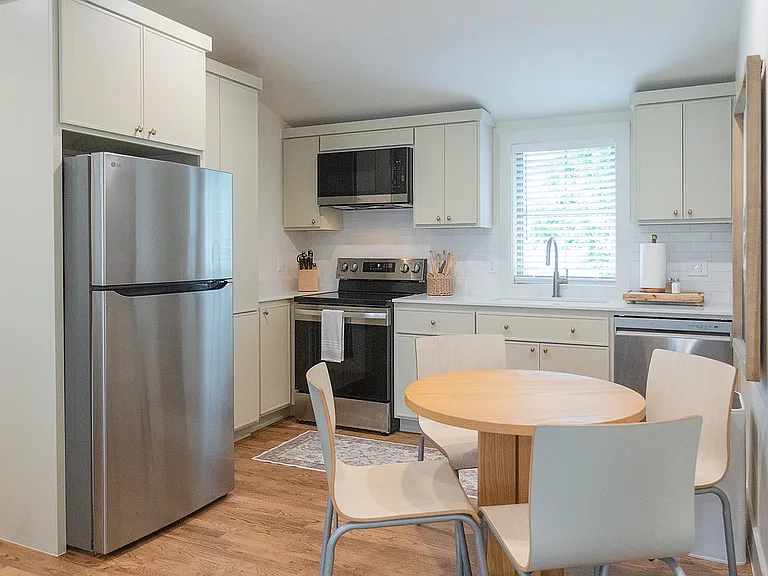 245 S 2nd St #201 — Photo 10