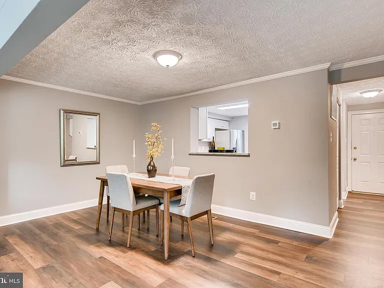 509 Oakmont Ct — Photo 5