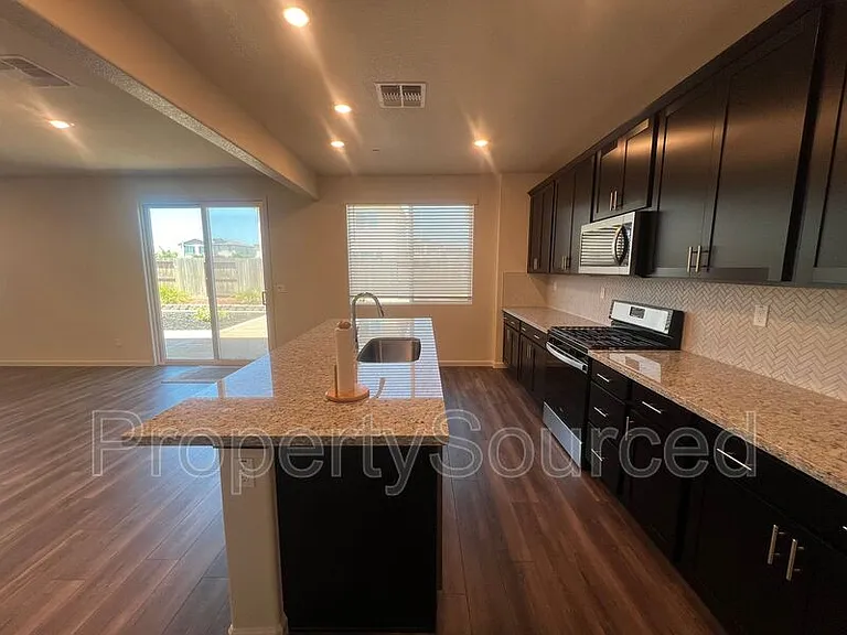 2957 Mokelumne Ct — Photo 7