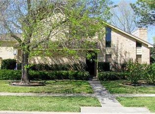 503 Hedgecroft Dr, Seabrook, TX 77586
