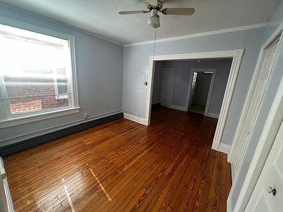 3rd image of 8 N Auburn Ave APT D