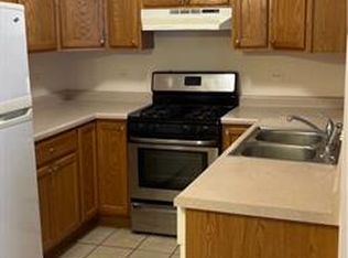 1335 Rock Run Dr #4, Crest Hill, IL 60403