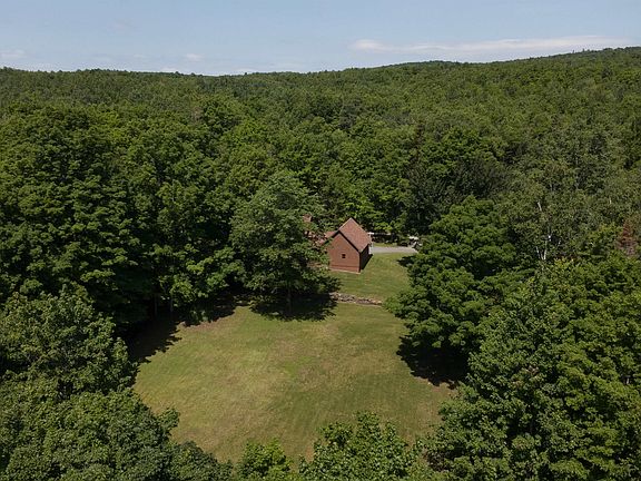 3rd image of 1316 Kittredge Road